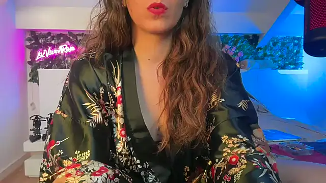 Snapshot of charlyroseblossom chatting on 30, 5, 2026 charlyroseblossom online show from 30, 5, 2026