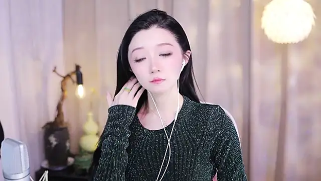 Zoe-99 online show from 5, 2, 2026