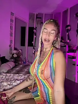 CheekyChels online show from 1, 2, 2025