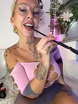 CheekyChels online show from 29, 10, 2025