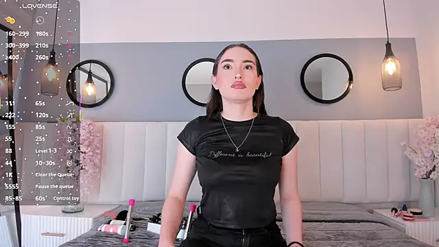 Snapshot of chelsea_bolton_ chatting on 1, 3, 2026 chelsea bolton online show from 1, 3, 2026