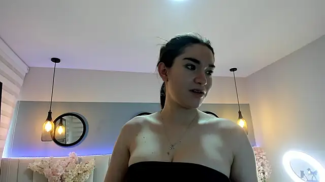 chelsea bolton  online show from 8, 5, 2026