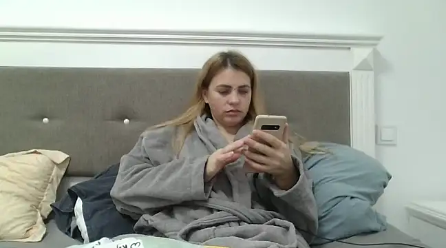 AnnaBell2025 online show from 18, 1, 2025