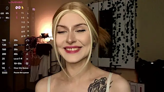 Emily  Mooree online show from 5, 11, 2025