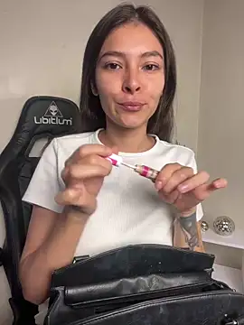 Aleska Miami online show from 4, 5, 2026