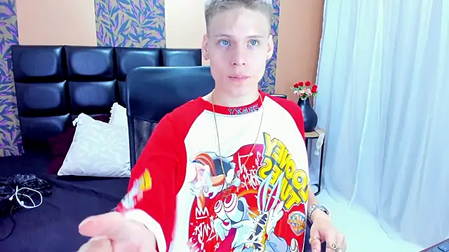 blondie lover69 online show from 10, 2, 2025