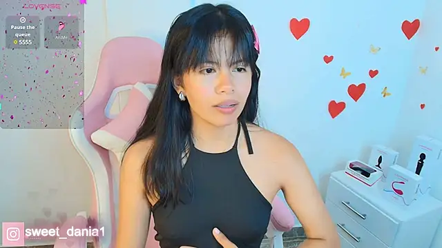 sweet dania  online show from 26, 2, 2025