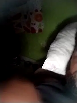 Snapshot of safado0027 chatting on 24, 10, 2025 safado0027 online show from 24, 10, 2025