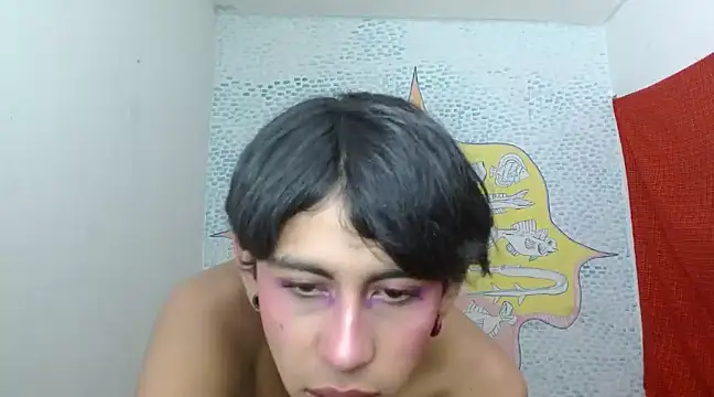 Snapshot of boysLittle chatting on 6, 2, 2025 boysLittle online show from 6, 2, 2025