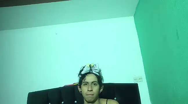Snapshot of boysLittle chatting on 17, 3, 2025 boysLittle online show from 17, 3, 2025