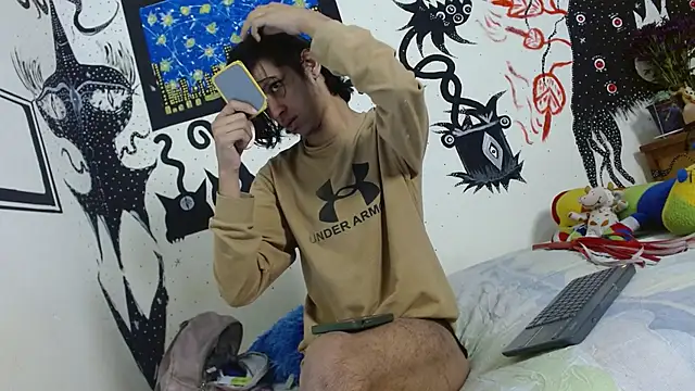 Snapshot of boysLittle chatting on 17, 10, 2025 boysLittle online show from 17, 10, 2025