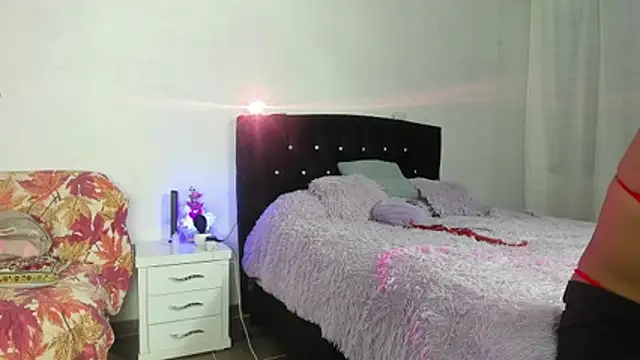 Snapshot of boysLittle chatting on 6, 3, 2026 boysLittle online show from 6, 3, 2026