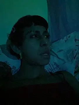 Snapshot of boysLittle chatting on 14, 4, 2026 boysLittle online show from 14, 4, 2026