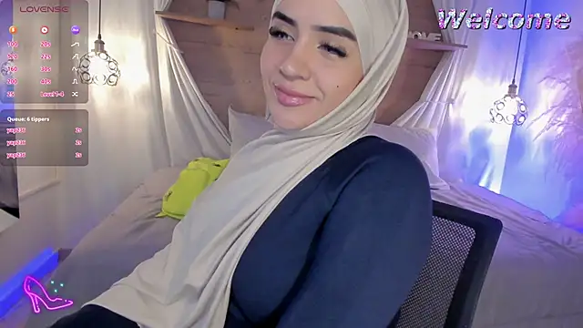 Luceroooo online show from 16, 1, 2025