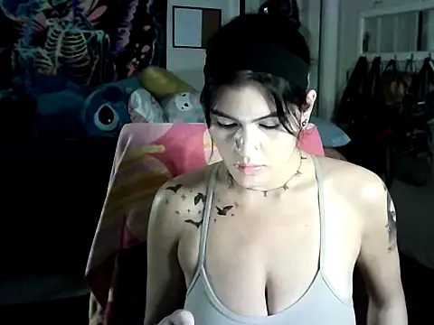 Snapshot of nikkikittyx3 chatting on 8, 2, 2025 nikkikittyx3 online show from 8, 2, 2025