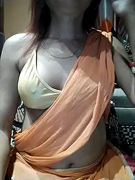 SANA-LEONI online show from 1, 12, 2025