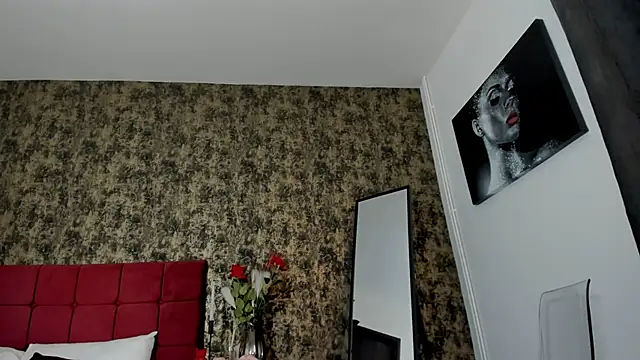 Snapshot of KylieReina chatting on 20, 2, 2025 KylieReina online show from 20, 2, 2025