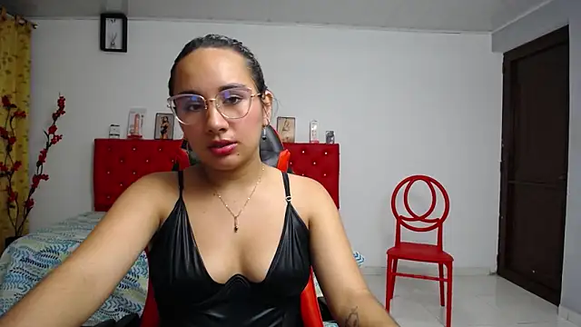 Maylin horny19 online show from 6, 4, 2026