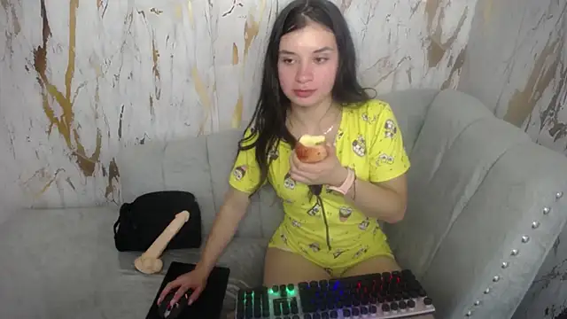 Snapshot of Sarita_v_ chatting on 3, 2, 2025 Sarita v online show from 3, 2, 2025