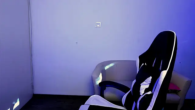 ShyHotNerd online show from 7, 11, 2025