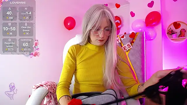 SussanHottye1  online show from 16, 2, 2025