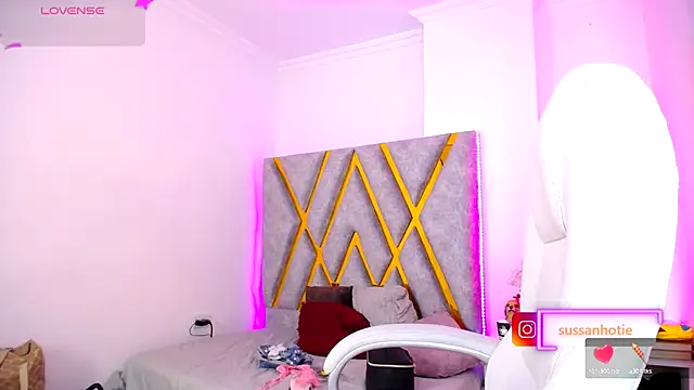 SussanHottye1  online show from 4, 10, 2025