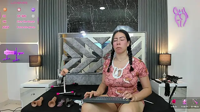 Snapshot of SalomeSimonz chatting on 18, 9, 2025 SalomeSimonz online show from 18, 9, 2025