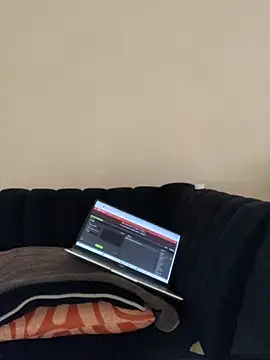 Snapshot of Barbie_Teddy chatting on 20, 10, 2025 Barbie Teddy online show from 20, 10, 2025