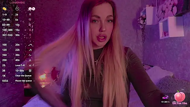 Snapshot of Mika_Rayy chatting on 3, 3, 2025 Mika Rayy online show from 3, 3, 2025