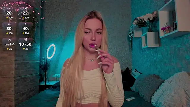 Snapshot of Mika_Rayy chatting on 31, 10, 2025 Mika Rayy online show from 31, 10, 2025