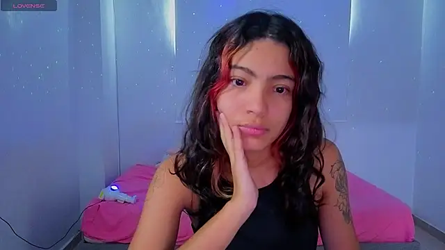 Lovelyamyy online show from 15, 12, 2025