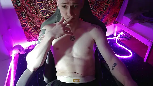 Snapshot of johnny_positive chatting on 6, 3, 2026 johnny positive online show from 6, 3, 2026