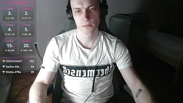 Snapshot of johnny_positive chatting on 31, 3, 2026 johnny positive online show from 31, 3, 2026