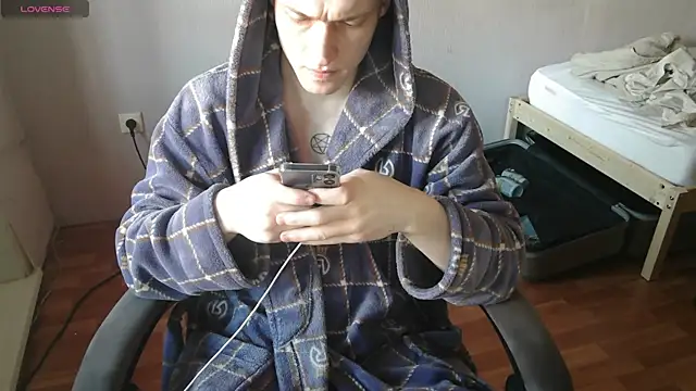 Snapshot of johnny_positive chatting on 4, 4, 2026 johnny positive online show from 4, 4, 2026