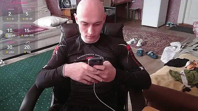 Snapshot of johnny_positive chatting on 7, 4, 2026 johnny positive online show from 7, 4, 2026