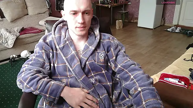 Snapshot of johnny_positive chatting on 29, 4, 2026 johnny positive online show from 29, 4, 2026