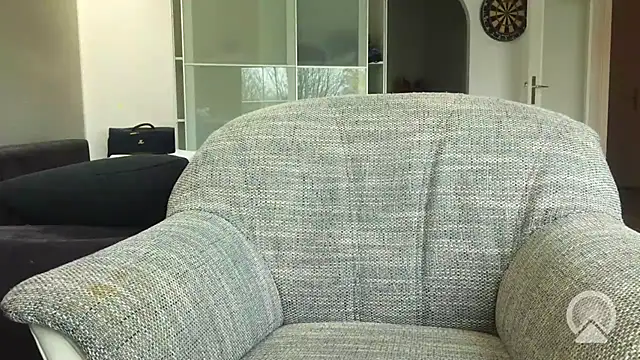 Snapshot of TyroneeDE chatting on 27, 10, 2025 TyroneeDE online show from 27, 10, 2025