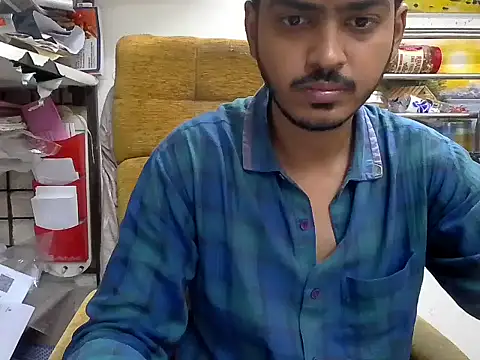 Snapshot of cute_modell chatting on 19, 9, 2025 cute modell online show from 19, 9, 2025