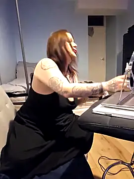 Snapshot of vanillachocduo chatting on 26, 2, 2025 vanillachocduo online show from 26, 2, 2025