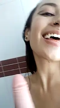 coral jonesss online show from 22, 1, 2025