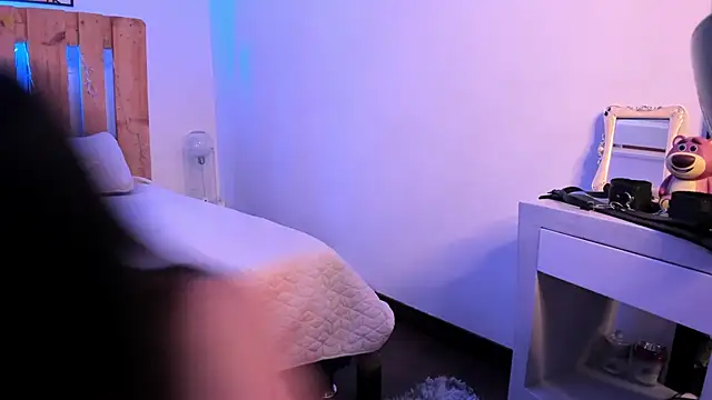 coral jonesss online show from 25, 9, 2025