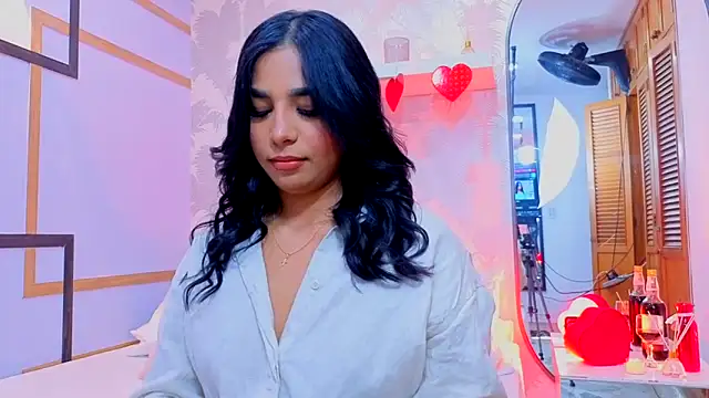 CharlotteGraay online show from 14, 2, 2026