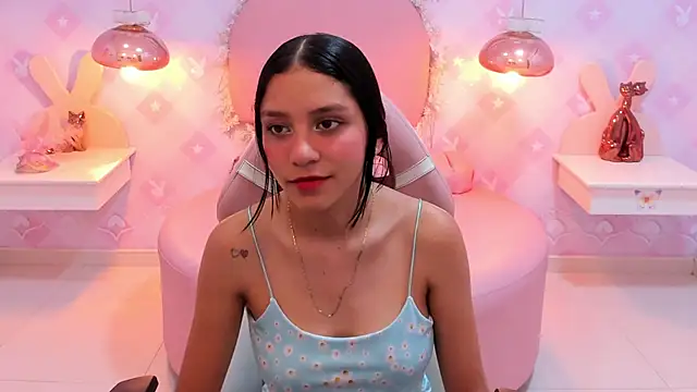 KAHTY JONES online show from 26, 1, 2025