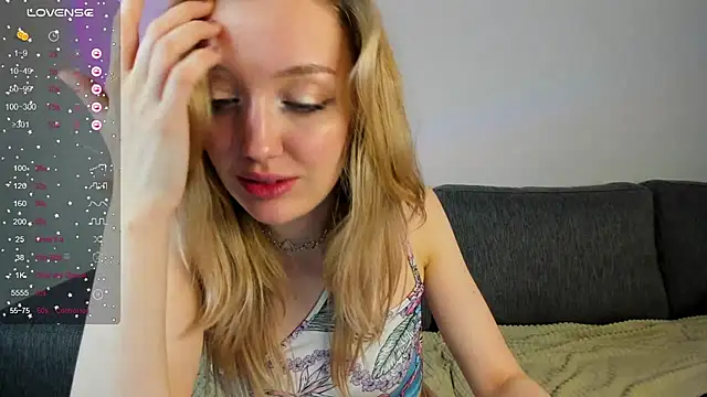 Snapshot of Sofie_Ross chatting on 25, 2, 2025 Sofie Ross online show from 25, 2, 2025