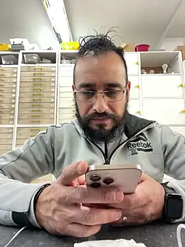 leonardohot1987 online show from 22, 2, 2025