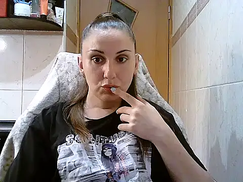 Yuliia30 online show from 8, 7, 2026