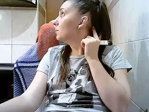 Yuliia30 online show from 28, 7, 2026