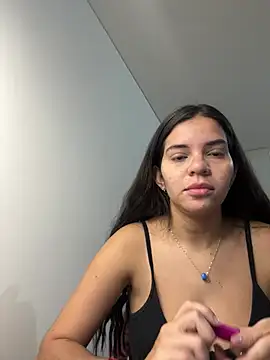 Snapshot of Anddyy__ chatting on 8, 7, 2026 Anddyy online show from 8, 7, 2026