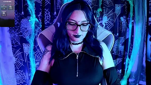 Snapshot of Kimlennox_ chatting on 28, 10, 2025 Kimlennox  online show from 28, 10, 2025