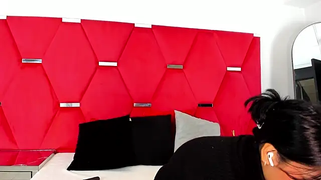 Snapshot of Salmaportman69 chatting on 7, 3, 2026 Salmaportman69 online show from 7, 3, 2026